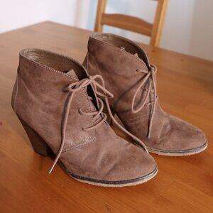 MIA Brown oxford lace up bootie, style Sean, Size 8.5, 2.5 in heel